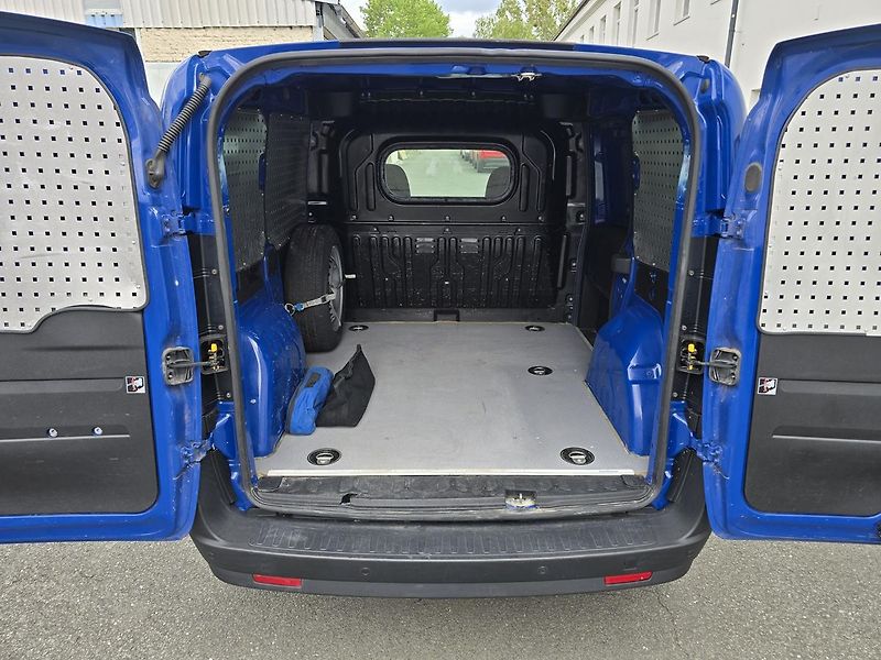 Fiat Dobló 1.4 CNG 88kW L1H1 ČR SENZORY - fotka 8 z 20