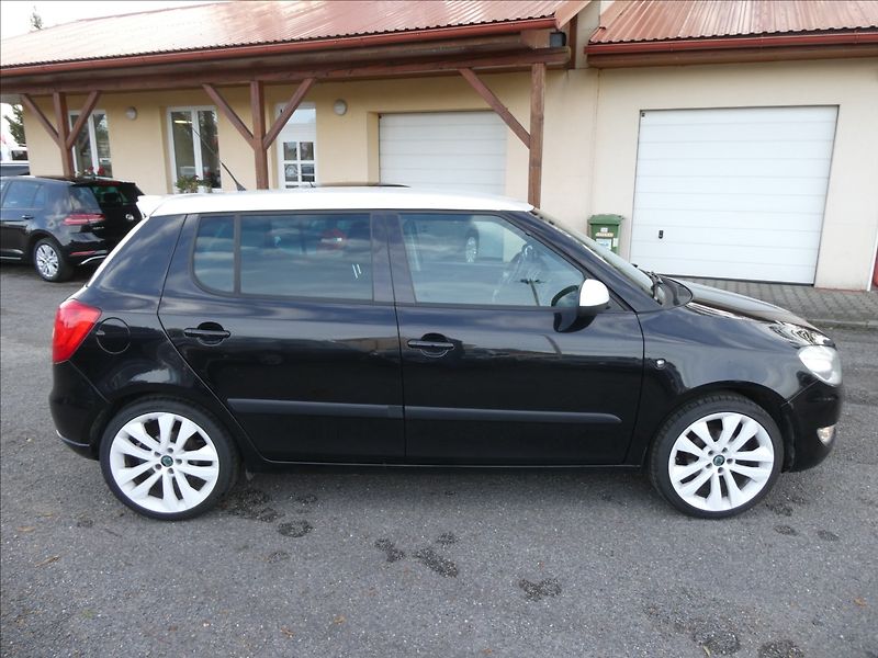 Škoda Fabia 1,2 TSi, 2 x kola, po servise - fotka 2 z 45