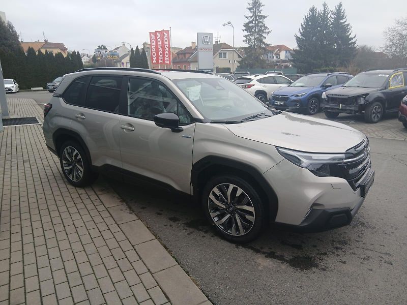 Subaru Forester (2025) 2.0i-S ES TOURING  *NOVINKA* - fotka 5 z 9
