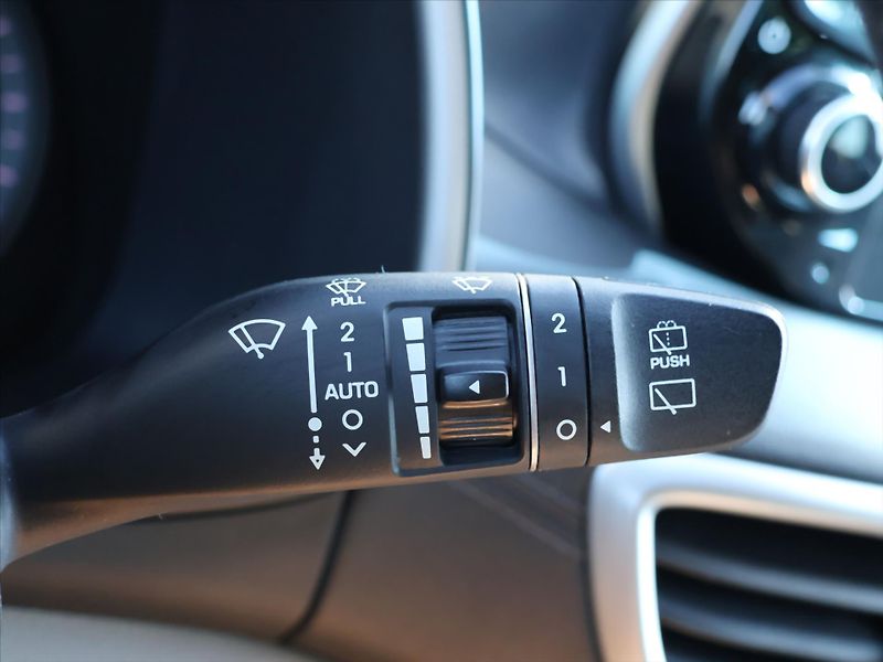 Hyundai Tucson 1,6 CRDI 100 kW 4x4 LED CZ - fotka 20 z 35