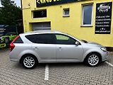 Kia Ceed 2,0 CRDi(103kW)*STK DO 8/2028* - náhled 4