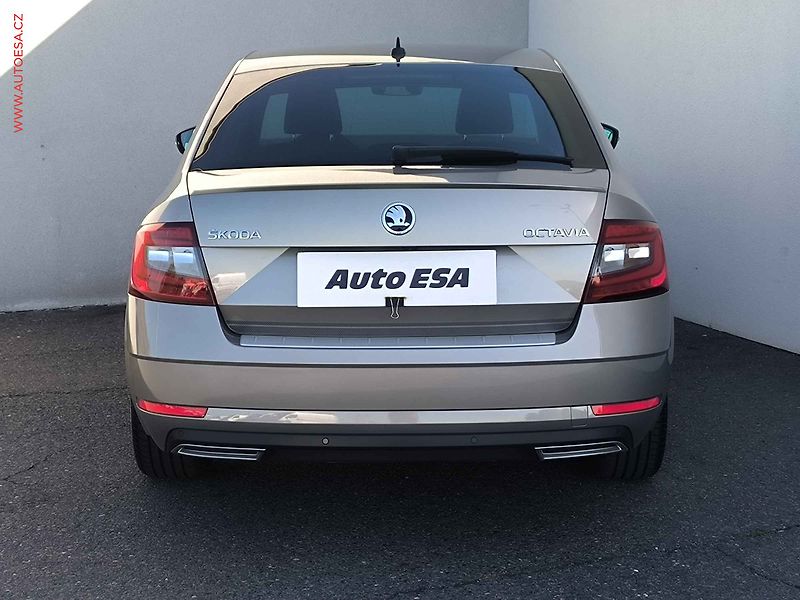 Škoda Octavia (2018) 1.4TSi, ČR, DSG, navi, LED - fotka 5 z 22