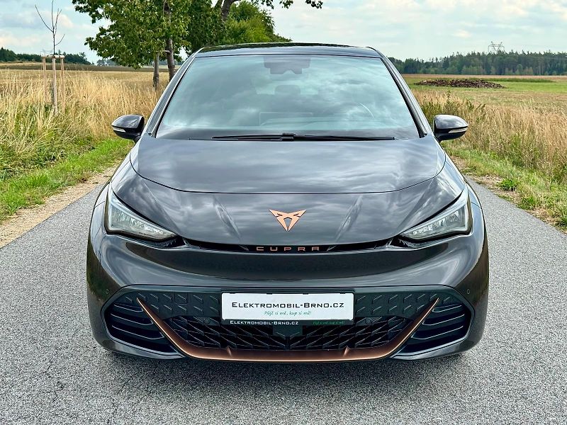 Cupra Born (2021) 58kWh, SOH 91% - fotka 2 z 18