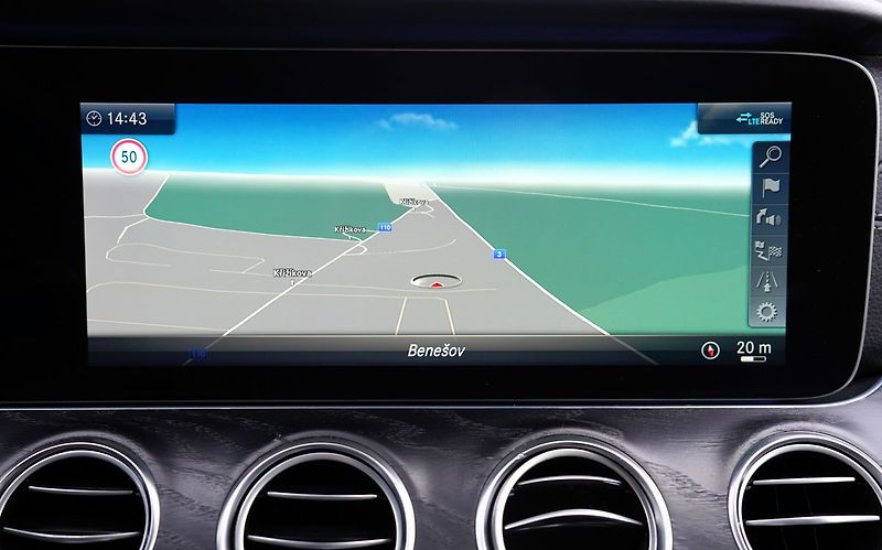 Mercedes-Benz Třídy E E 53 AMG 4Matic+/440PS - fotka 34 z 48