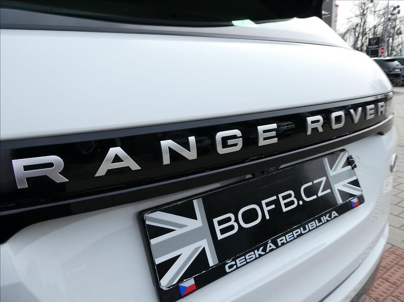 Land Rover Range Rover Evoque 2,0 D150 S 4WD Automat - fotka 32 z 34