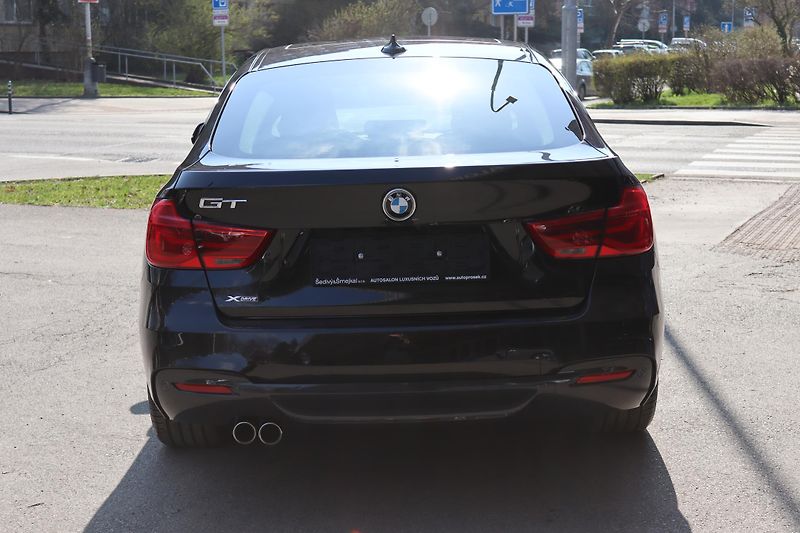 BMW Řada 3 330D GT XDRIVE M-PAKET 190kW - fotka 12 z 50