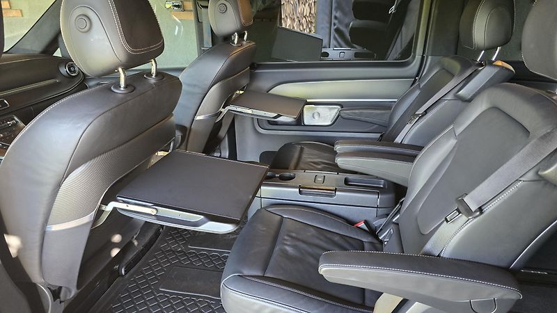 Mercedes-Benz Třídy V (2024) V 300 d 4MATIC EXCLUSIVE - fotka 7 z 49