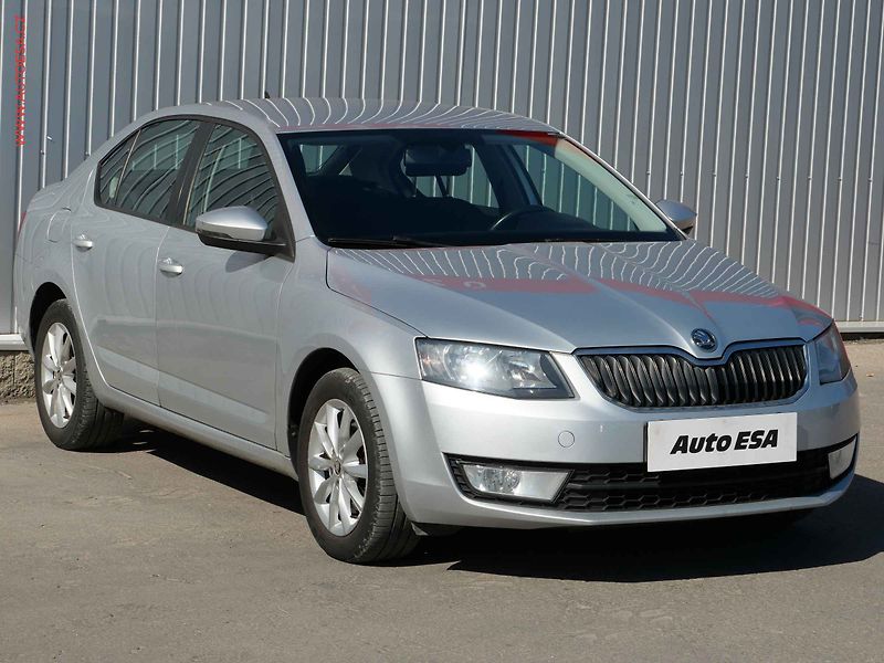 Škoda Octavia (2014) 2.0 TDi, ČR, servis.kniha - fotografie inzerátu