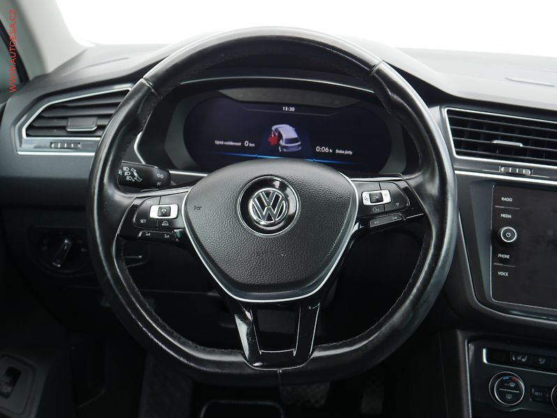 Volkswagen Tiguan (2018) 2.0TDi, 2.maj,ČR, DSG, navi - fotka 16 z 21