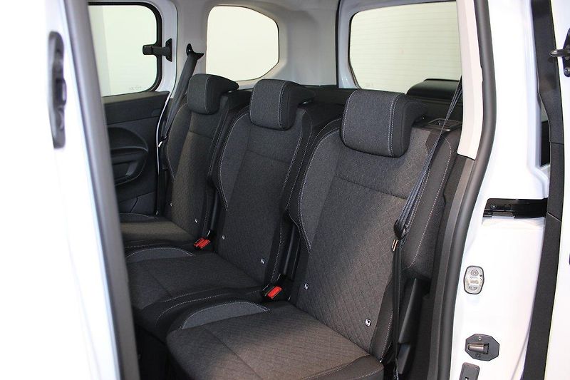 Opel Combo (2024) Edition Plus L1H1 1.5CDTI, MT6 - fotka 14 z 15