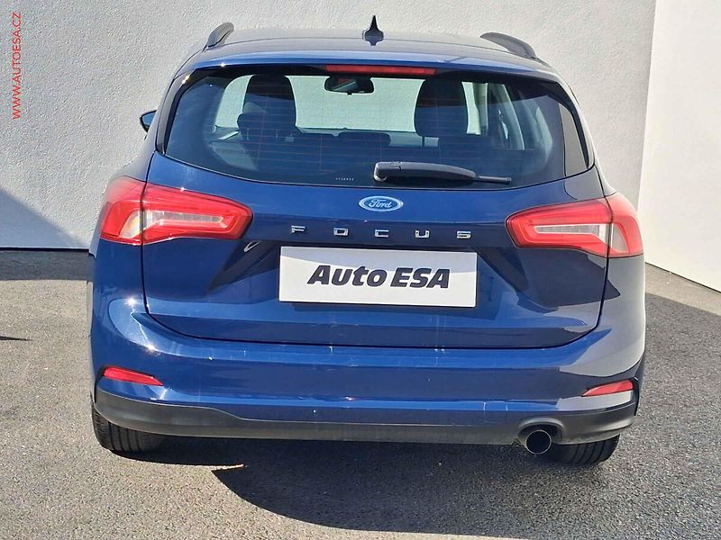 Ford Focus (2020) 1.5 EcoBlue, ČR, Trend - fotka 5 z 16