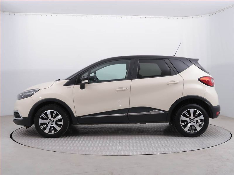 Renault Captur (2016) 1.2 TCe, Navi, Tempomat - fotka 3 z 16