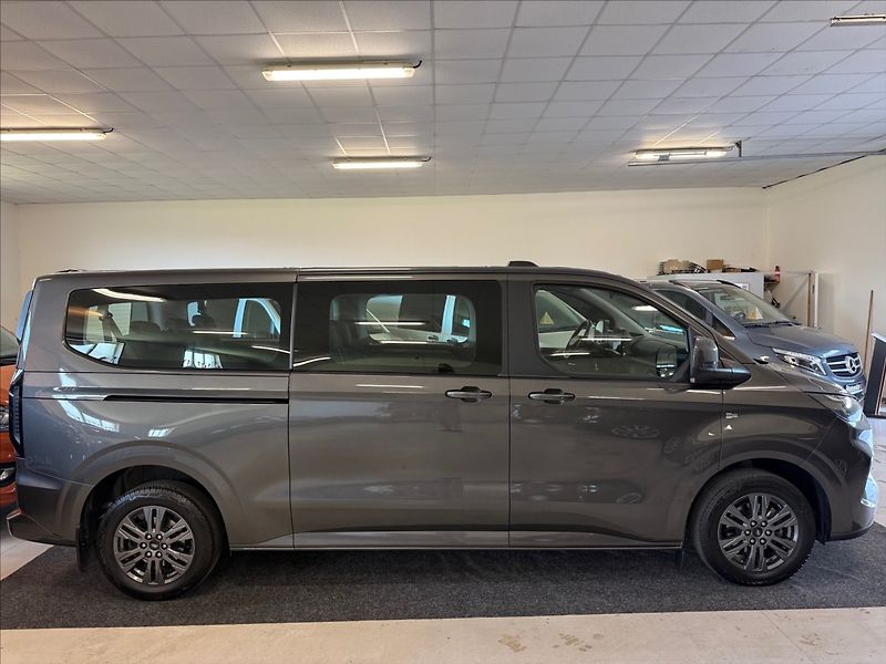 Ford Tourneo Custom 2,0 L2,Titanium,110kW,po servi - fotka 4 z 29