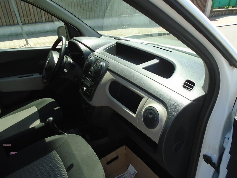 Dacia Dokker (2016) 1.2 i  Klima - fotka 18 z 23