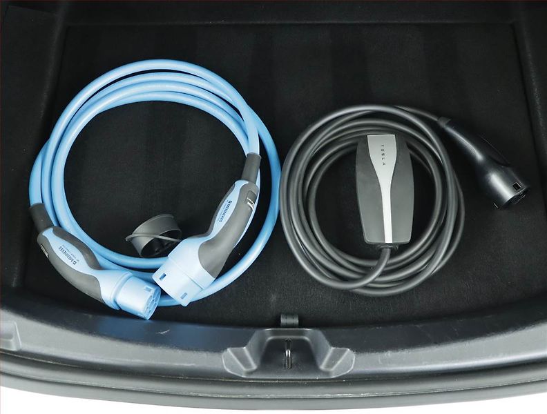 Tesla Model 3 (2021) Long Range 4WD 82kWh, SoH 85% - fotka 21 z 21