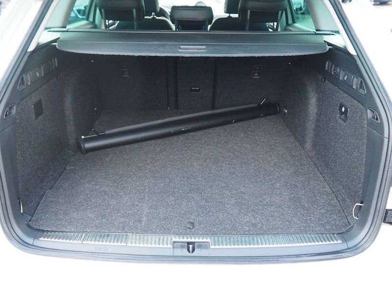 Škoda Superb (2021) 1.4 iV Hybrid L&K DSG Webasto - fotka 14 z 48