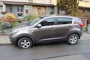 Vandal v Přerově prořezal více než pět desítek aut