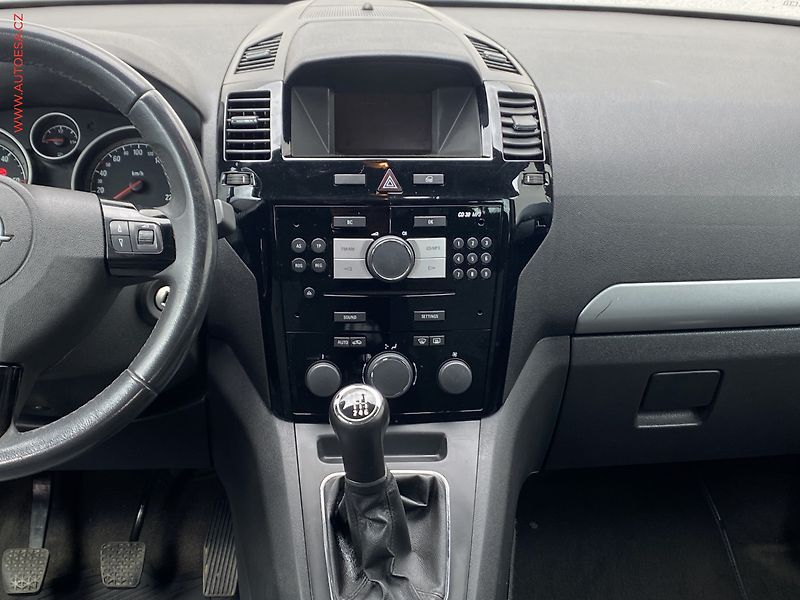 Opel Zafira (2011) 1.7 CDTi 7míst, Edition111 - fotka 9 z 18