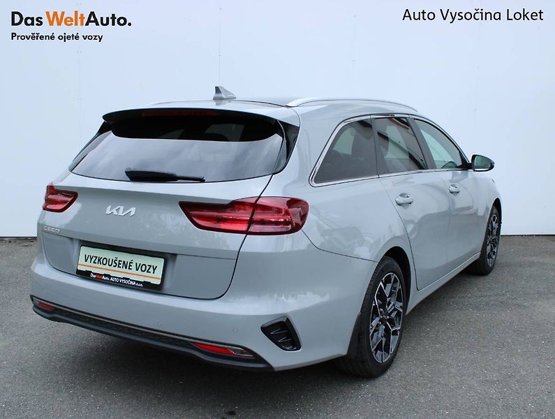 Kia Ceed (2024) 1.5 T- GDI  EDICE 30 103kW man - fotka 2 z 33