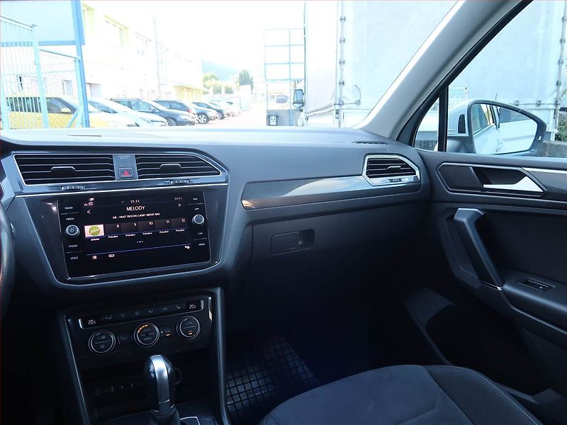 Volkswagen Tiguan (2018) 2.0 TDI, 4X4, Automat, Navi - fotka 8 z 19