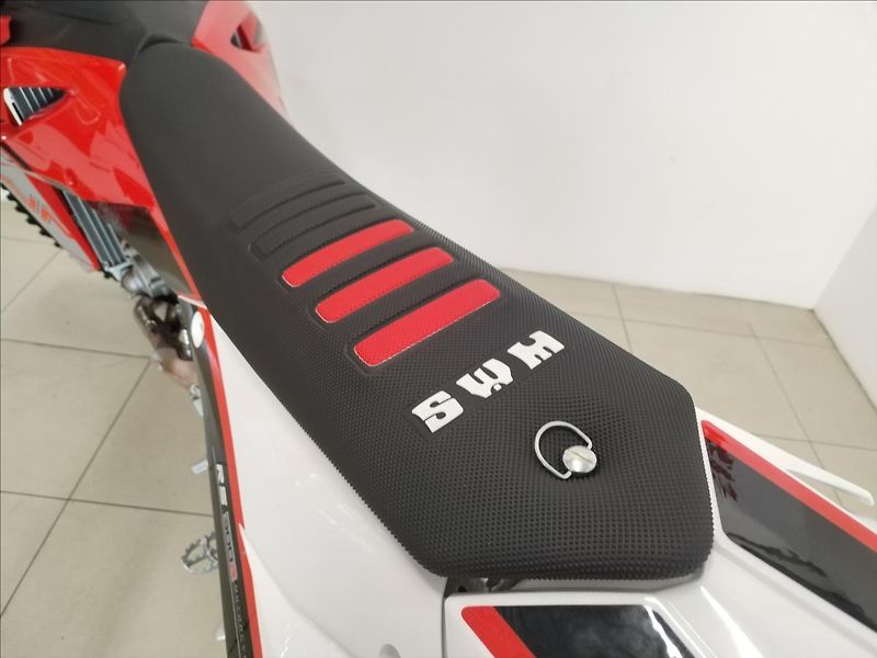 SWM (2026) RS 300 R   0,3 - fotka 11 z 14