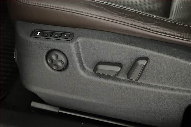 Škoda Superb (2012) Laurin&Klement 3.6 FSI V6 - fotka 17 z 18