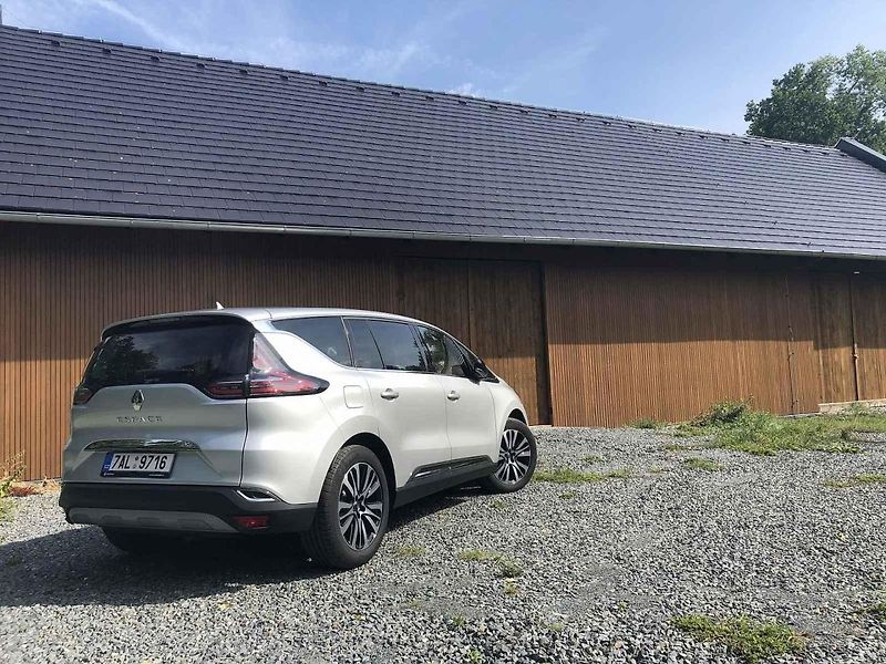 Renault Talisman má naopak dražší benzinový motor.