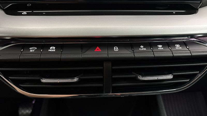 Škoda Octavia 1.5 TSI Style Combi - fotka 13 z 26
