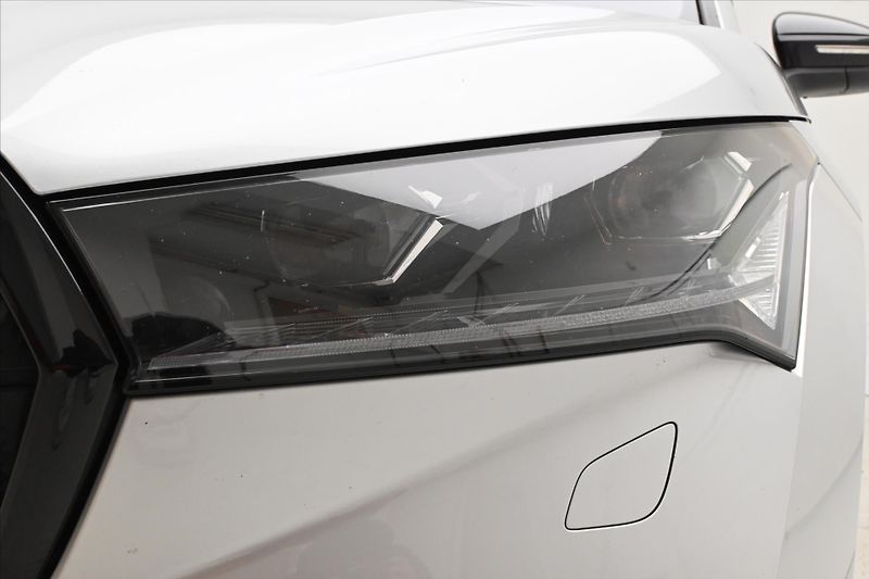 Škoda Enyaq iV BEV 60 132kW SportPlus Záru - fotka 26 z 28