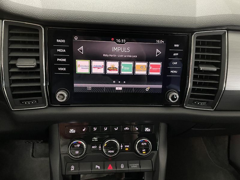 Škoda Kodiaq 2.0 TDi ČR 4x4 DSG REZERVACE  - fotka 25 z 31