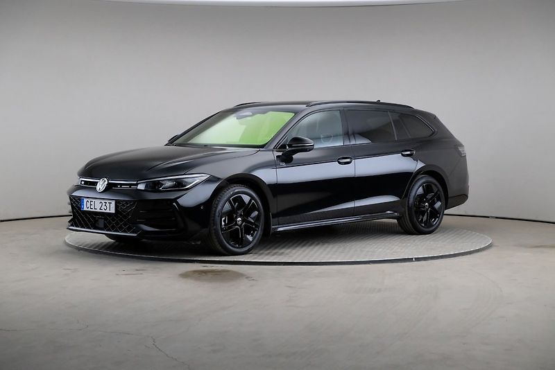 Volkswagen Passat TDI 4M R-Line DCC NezT IQ 360 - fotka 1 z 27