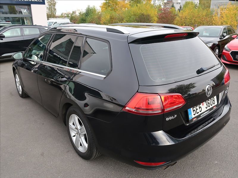 Volkswagen Golf 1,4 TSi,103kW,1majČR,Aut.klima - fotka 4 z 23