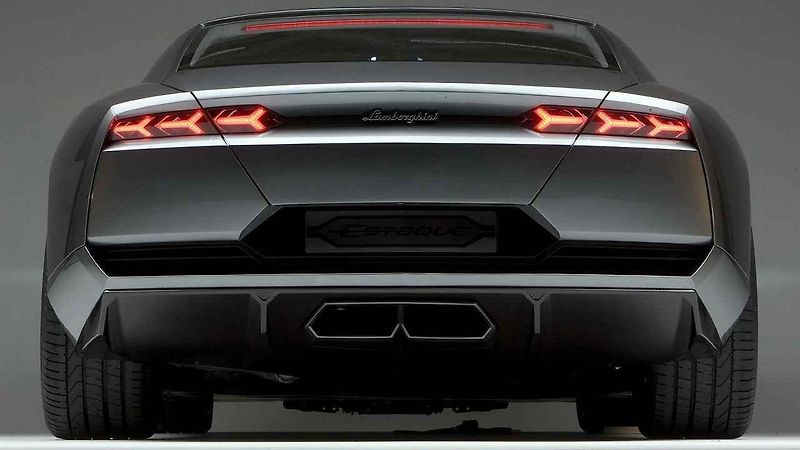 Koncept Lamborghini Estoque.
