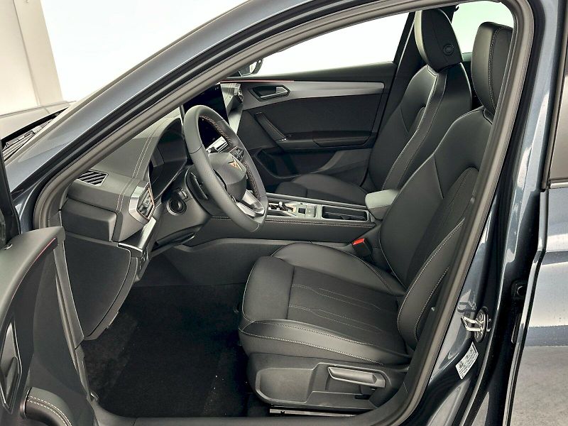 Cupra Leon (2026) ST 2.0 TSI 150kW 4x4 DSG - fotka 7 z 32