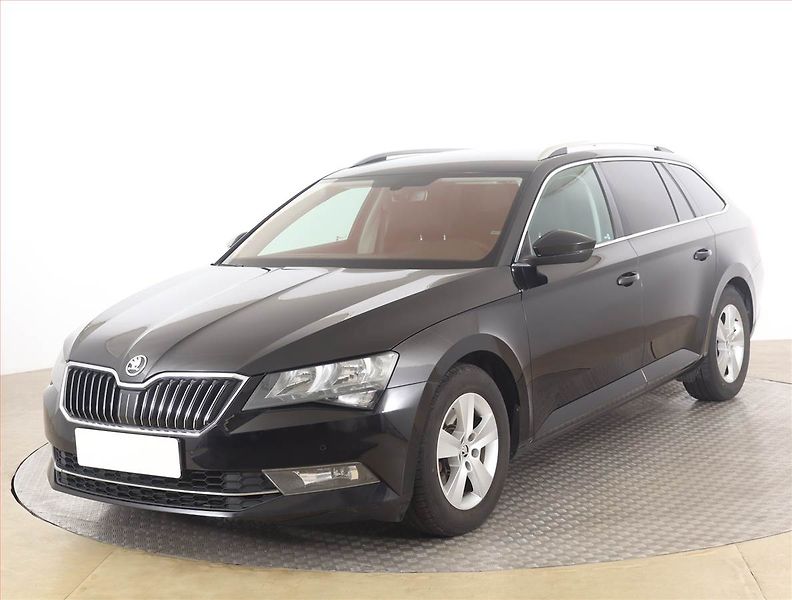 Škoda Superb (2016) 2.0 TDI, Automat, Navi - fotka 2 z 19