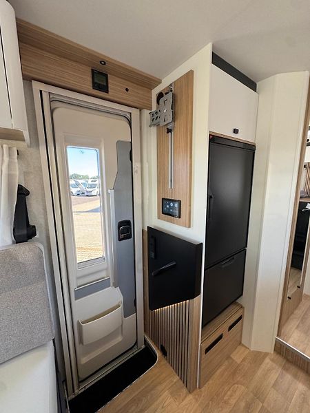 Pilote (2026) G740FGJ Expression - fotka 15 z 35