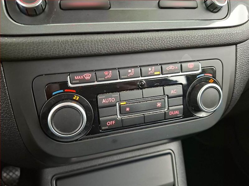 Volkswagen Tiguan (2012) 2.0 TDI, 4X4, Tempomat - fotka 15 z 17