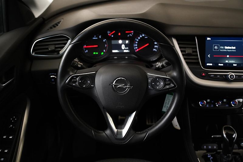 Opel Grandland X - fotka 17 z 25