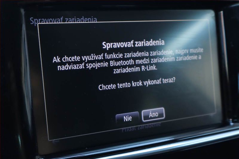 Renault Clio (2015) 1.2 TCe, Automat, Serv.kniha - fotka 17 z 24