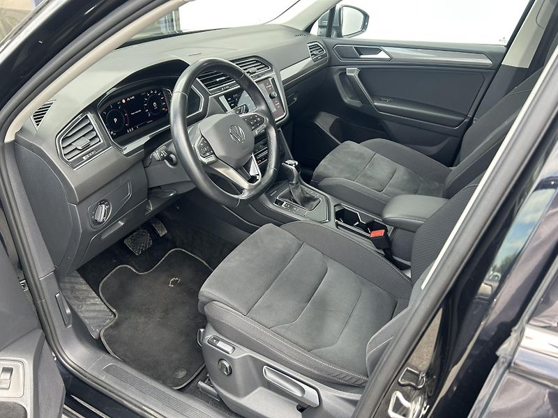 Volkswagen Tiguan 2.0TDI 110kW DSG - fotka 8 z 23