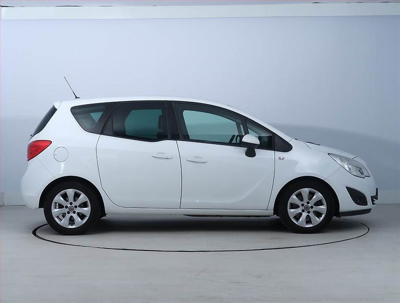 Opel Meriva (2013) 1.7 CDTI, Serv.kniha, Tempomat - fotka 6 z 16