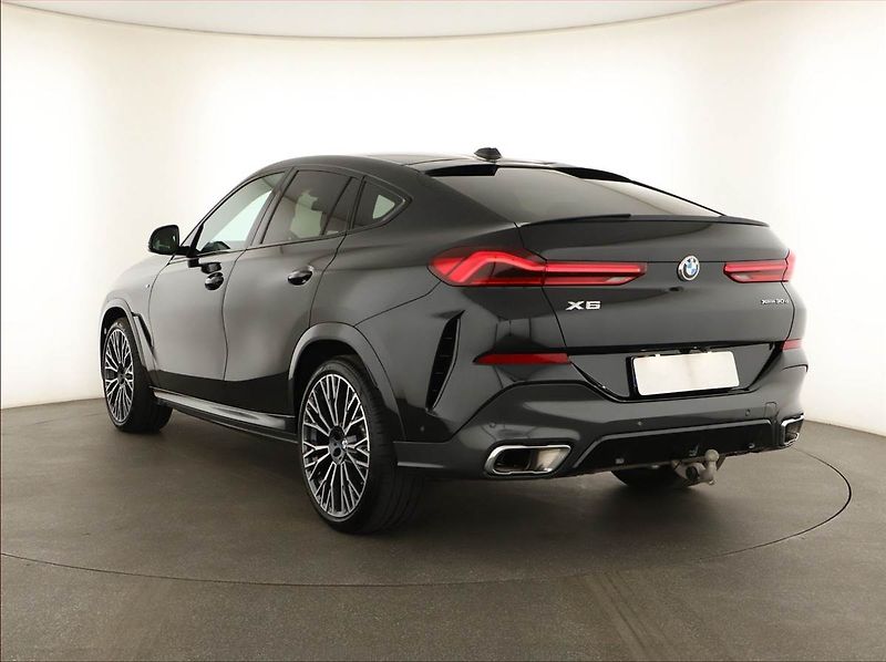 BMW X6 (2025) xDrive30d, M PAKET, VENTILACE - fotka 4 z 20