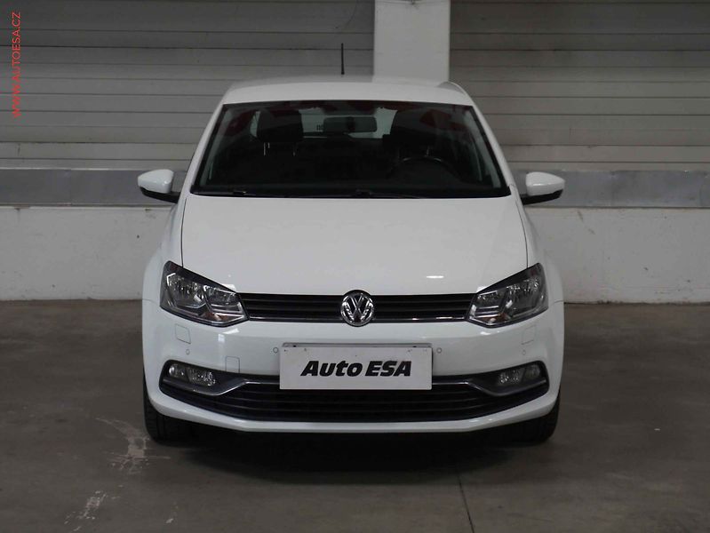Volkswagen Polo (2016) 1.2i, 1.maj,ČR, AC, výhřev - fotka 2 z 20