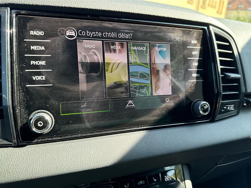 Škoda Karoq Sportline 2,0 TDI 110 kW 7-stu - fotka 15 z 24