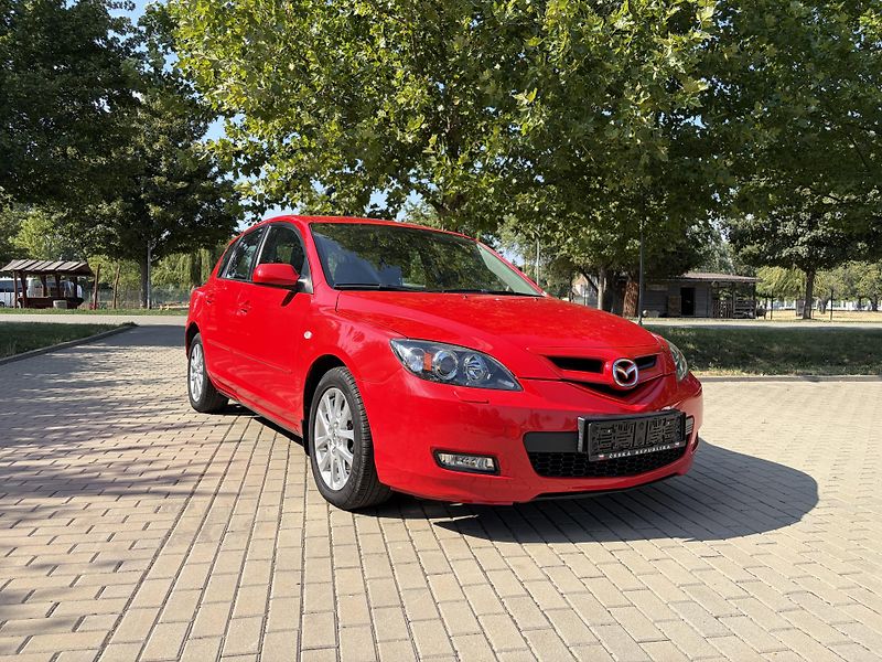 Mazda 3 1.6 Sport  - fotka 15 z 30