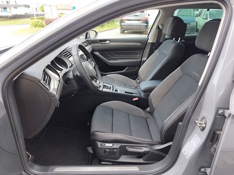 Volkswagen Passat (2022) Alltrack,2.0 TDI,147kW,DSG,4Mo - fotka 14 z 23
