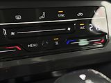 Volkswagen Tiguan 2,0 DSG DPH ACC NZTOP VC TAŽNÉ - náhled 27