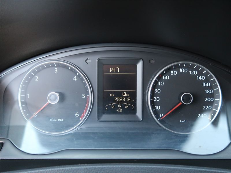 Volkswagen Multivan 2,0 TDi,103kW,7míst,tažné,DPH - fotka 11 z 21