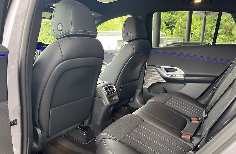 Mercedes-Benz GLC 400 4M Avantgarde Burm Pano DI - fotka 15 z 25