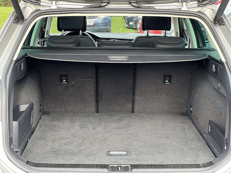 Volkswagen Passat Alltrack 2.0TDi 176kw 4X4 DSG  - fotka 37 z 55